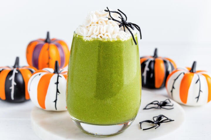 Halloween green smoothie